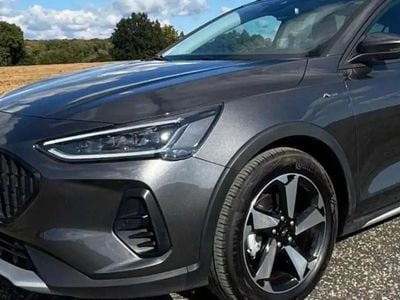 Gris Occasion 2025 Ford Focus Active Break | 27 545 € (Prix juste)