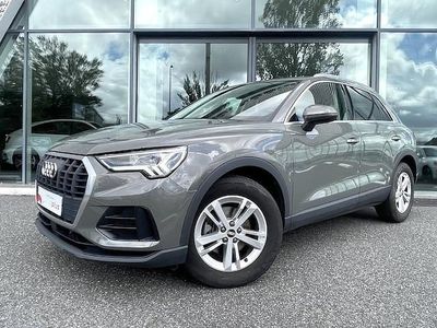 Gris chronos métallisé Occasion 2021 Audi Q3 Business SUV | 27 990 € (Super prix)