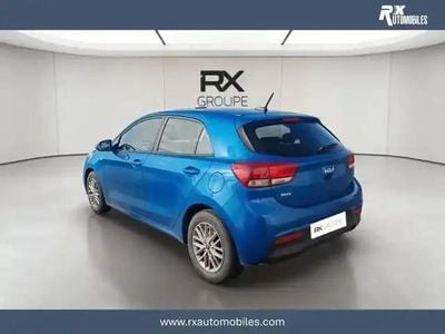 Occasion Kia Rio 100 ch (73 kW) 2023 Bleu Berline