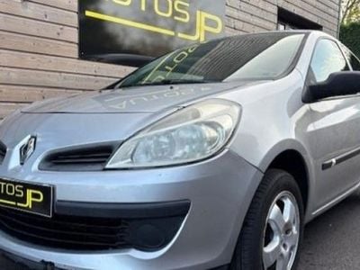 Occasion 2007 Renault Clio III Authentique Citadine | 4 490 € (Prix juste)