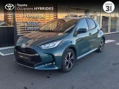 Vert impérial (m) Occasion 2025 Toyota Yaris Hybrid Design Berline | 23 990 € (Prix assez cher)