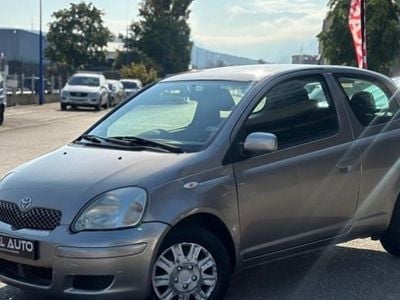 Occasion 2003 Toyota Yaris Luna Citadine | 3 490 €