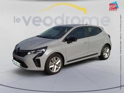Gris Occasion 2025 Renault Clio V Evolution Berline | 17 499 € (Prix juste)