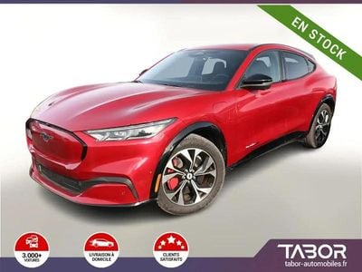 Rouge Nouvelle 2025 Ford Mustang Mach-E Premium SUV | 42 744 € (Prix juste)
