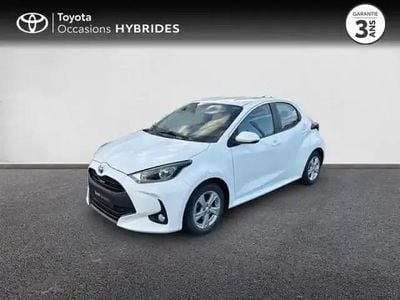 Occasion Toyota Yaris Hybrid Business Edition 116 ch (85 kW) 2022 Blanc pur Berline