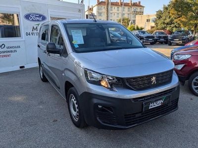 Gris Occasion 2023 Peugeot Partner Premium Monospace | 22 580 € (Prix assez cher)