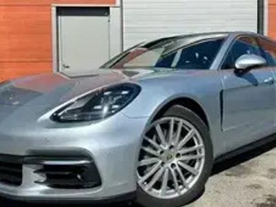 Porsche Panamera 4S