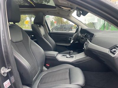 BMW 330e