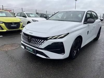Blanc okenite Nouvelle 2025 Peugeot 308 Berline | 30 990 € (Prix juste)
