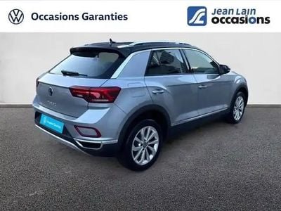 Gris pyrite toit noir Occasion 2024 VW T-Roc SUV | 31 990 € (Prix juste)