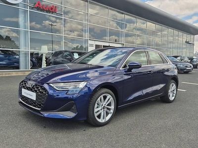 Bleu navarre métallisé Occasion 2025 Audi A3 Business | 35 890 € (Prix cher)