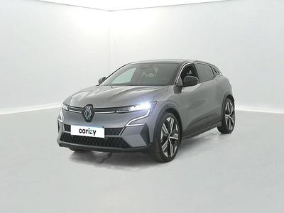Gris Occasion 2022 Renault Megane E-Tech Iconic Berline | 19 990 € (Prix juste)