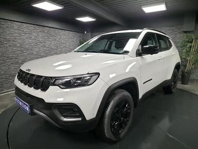 Blanc Occasion 2024 Jeep Compass Overland SUV | 26 990 € (Prix juste)