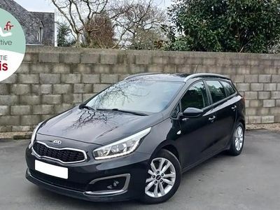 Noir Occasion 2015 Kia Ceed Sportswagon Active Break | 7 690 € (Prix assez cher)