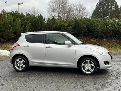 Gris Occasion 2011 Suzuki Swift GLX Berline | 2 500 €