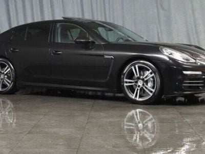 Porsche Panamera 4S