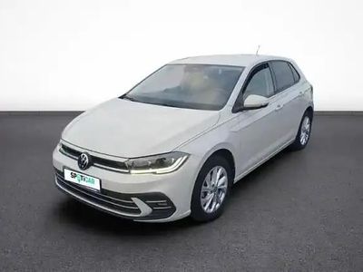 Gris Occasion 2022 VW Polo S Berline | 16 990 € (Prix juste)