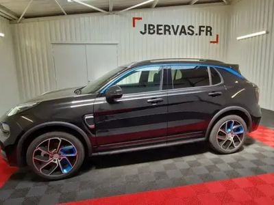 Lynk & Co 01