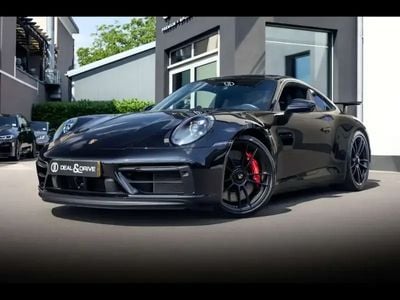Porsche 911 Carrera 4 GTS