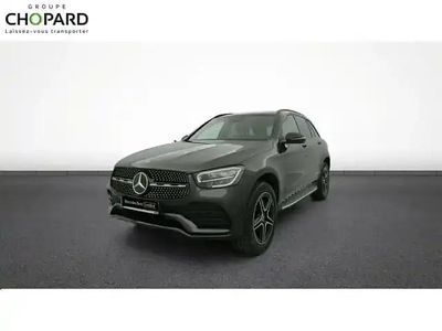 Graphite grey metallic paint Occasion 2022 Mercedes GLC300 | 45 990 € (Bon prix)