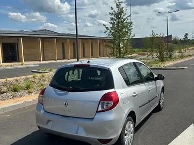 Occasion 2009 Renault Clio II Authentique Berline | 3 790 € (Prix assez cher)