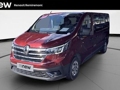 Rouge Occasion 2024 Renault Trafic Zen Monospace | 39 990 €