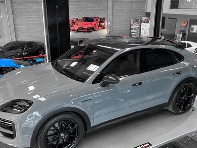Occasion 2024 Porsche Cayenne Turbo E-Hybrid SUV | 214 900 €