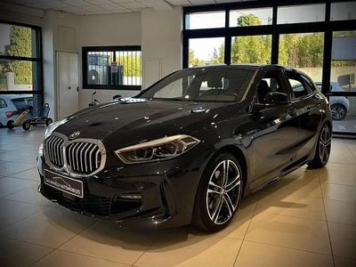 Noir Occasion 2023 BMW 118 M Sport Citadine | 28 990 € (Prix assez cher)