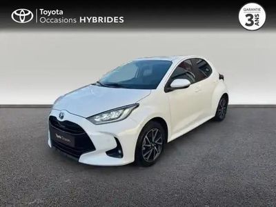Occasion Toyota Yaris Hybrid Design 116 ch (85 kW) 2023 Blanc Berline