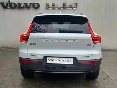 Blanc Occasion 2025 Volvo XC40 SUV | 40 789 €