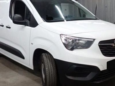 occasion Opel Combo CARGO 1.5 100 CH S/S L1H1 BVM6 STANDARD PACK CLIM