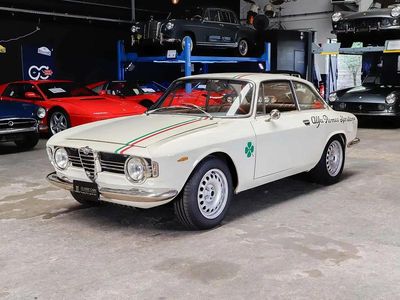 Blanc Occasion 1965 Alfa Romeo Giulia Sprint Sprint Coupé | 75 000 €