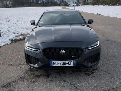 Gris Occasion 2019 Jaguar XE R-Dynamic Berline | 29 500 €