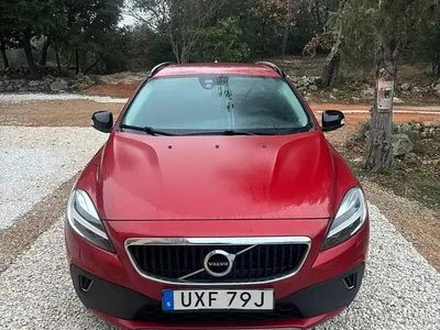 Rouge Occasion 2019 Volvo V40 CC Break | 12 000 €