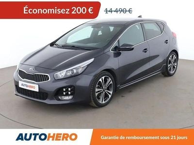 Gris Occasion 2018 Kia Ceed GT GT-Line Berline | 14 290 € (Prix juste)