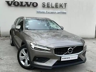 Gris pebble métallisé Occasion 2019 Volvo V60 CC Pro Break | 37 900 €
