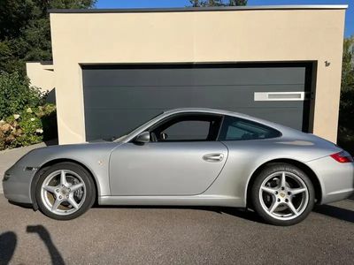 Porsche 911 Carrera