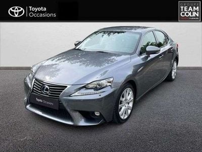 Lexus IS300h