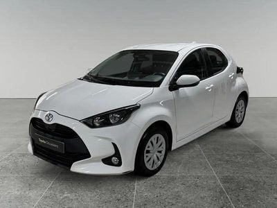 Blanc Occasion 2021 Toyota Yaris Business Edition Berline | 16 990 € (Prix assez cher)