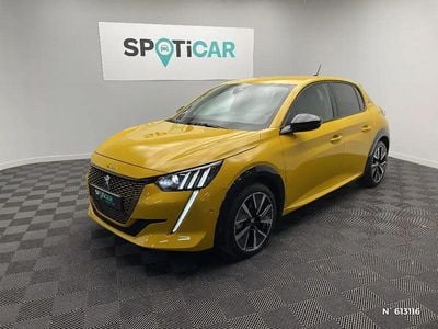 Jaune Occasion 2022 Peugeot e-208 GT Citadine | 17 990 € (Prix juste)