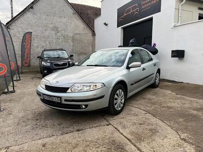 Gris Occasion 2004 Renault Laguna II Authentique Berline | 3 460 €