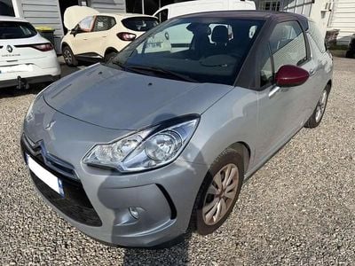 Gris Occasion 2011 Citroën DS3 Chic Berline | 8 490 € (Prix juste)