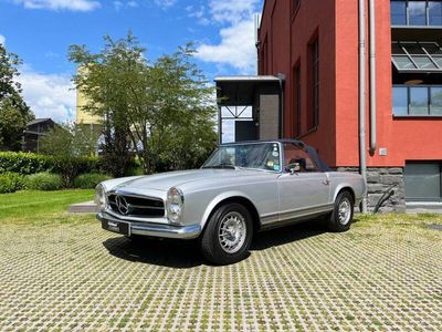 Argent Occasion 1966 Mercedes 230 Cabriolet | 96 000 €