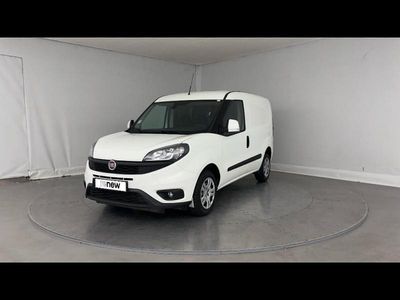 Beige Occasion 2020 Fiat Doblò Monospace | 13 999 €