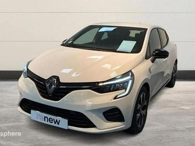 Blanc Occasion 2022 Renault Clio V LIMITED Berline | 14 990 € (Prix juste)