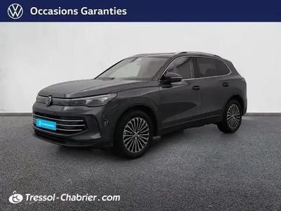 Gris Occasion 2025 VW Tiguan Elegance SUV | 42 999 € (Prix juste)