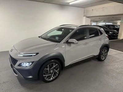 Gris Occasion 2023 Hyundai Kona SUV | 19 990 € (Prix juste)