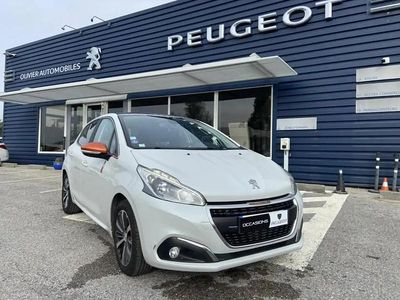 Blanc Occasion 2016 Peugeot 208 Roland Garros Citadine | 10 990 € (Prix assez cher)