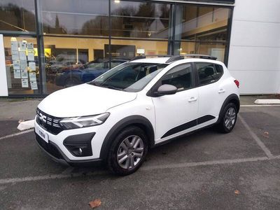 Blanc Occasion 2023 Dacia Sandero Expression Citadine | 16 490 € (Prix juste)