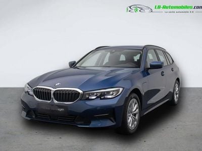 BMW 330e